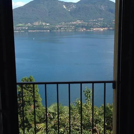 Residenza Le Camelie Apartamento Oggebbio