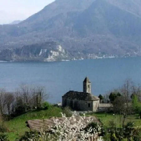 Residenza Le Camelie Apartman Oggebbio