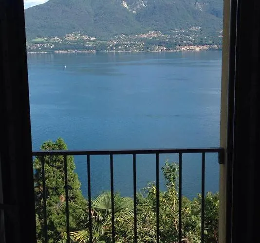 Residenza Le Camelie Apartament Oggebbio