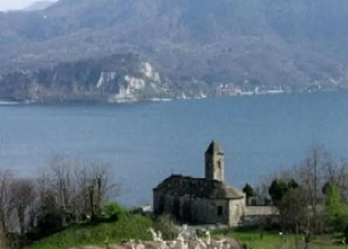 Residenza Le Camelie Appartamento Oggebbio